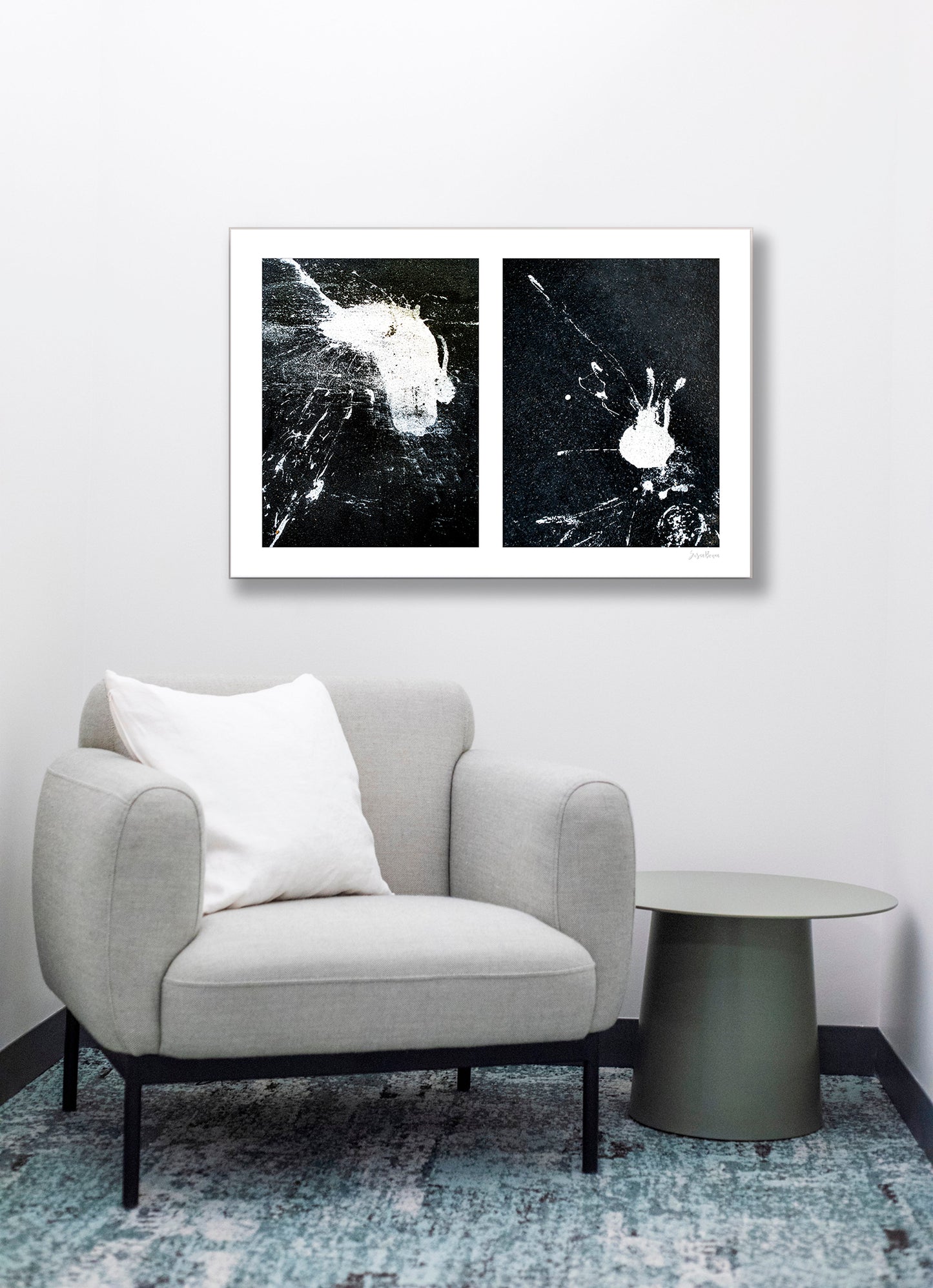 Abstraction of spills found on the ground (black and white)