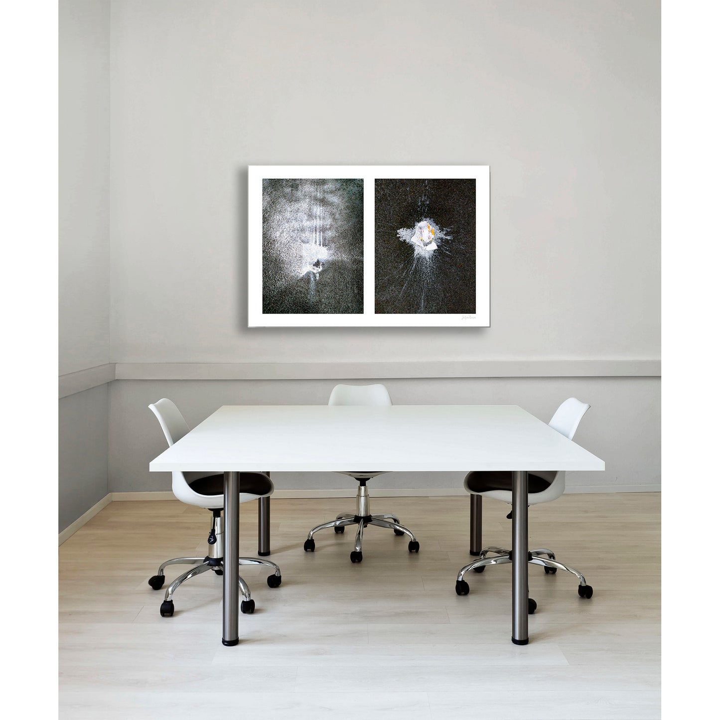 Abstraction of spills found on the ground (white splashes)